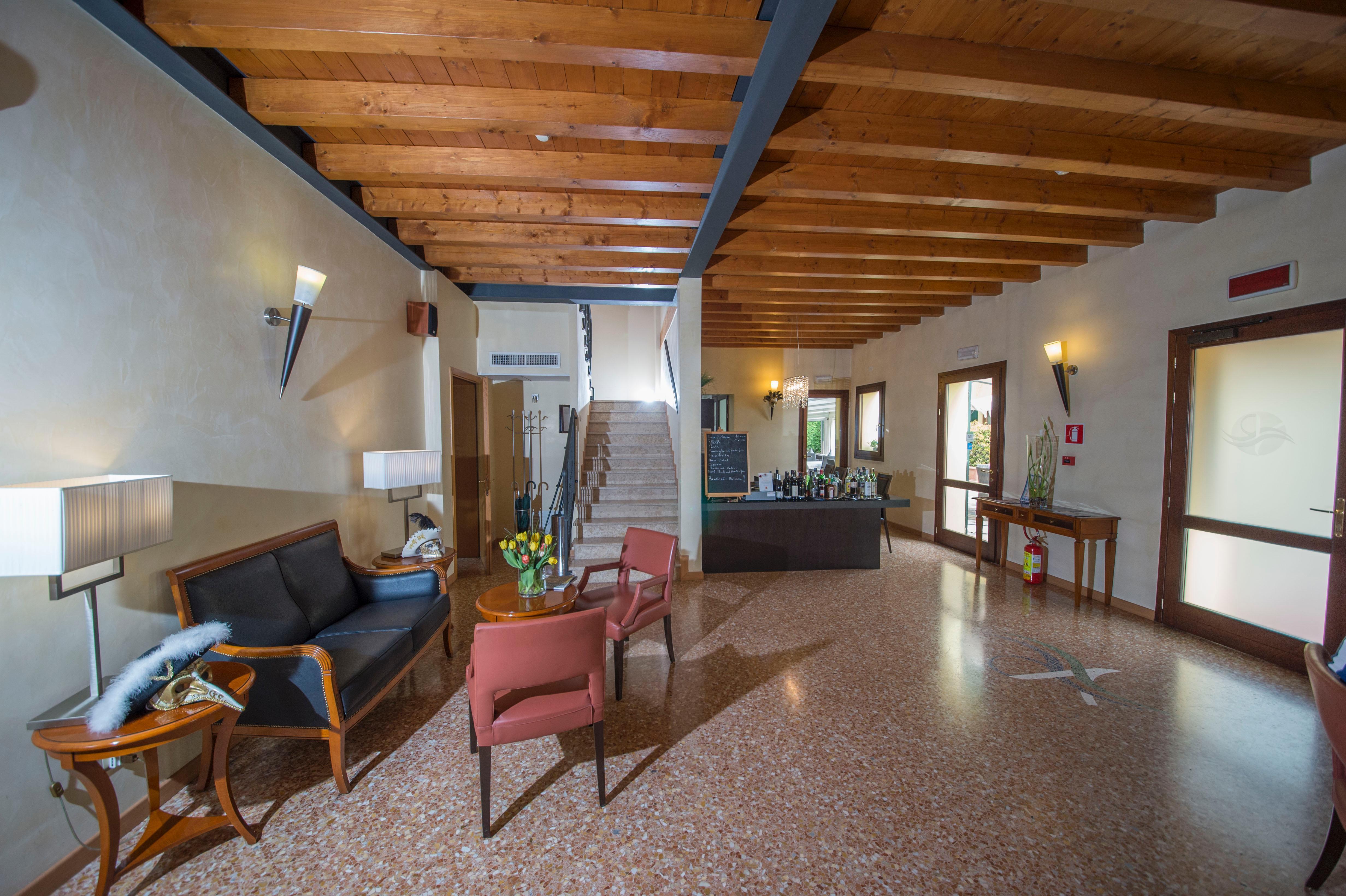 Hotel Venice Resort Airport Tessera Exterior photo