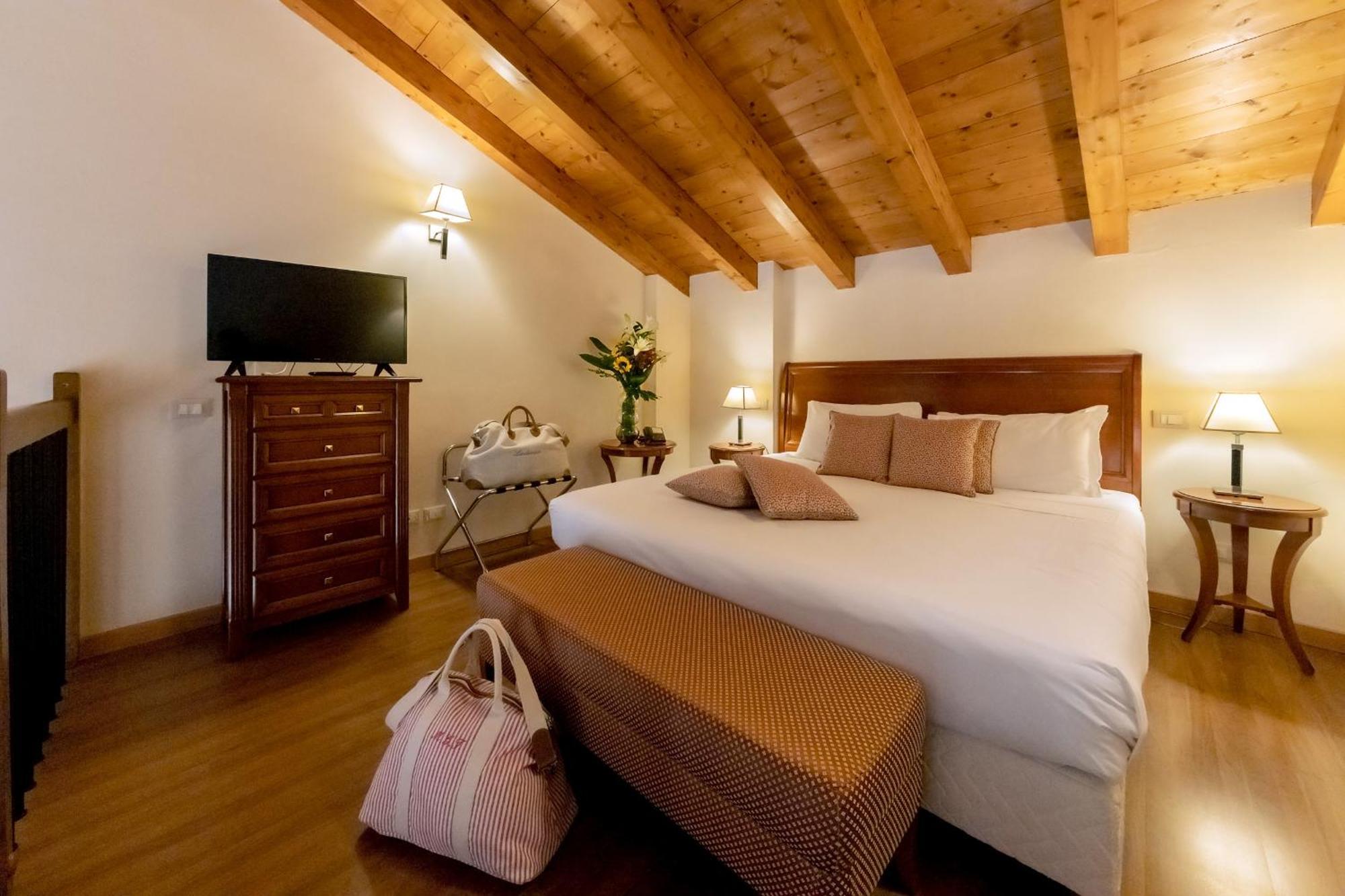 Hotel Venice Resort Airport Tessera Exterior photo